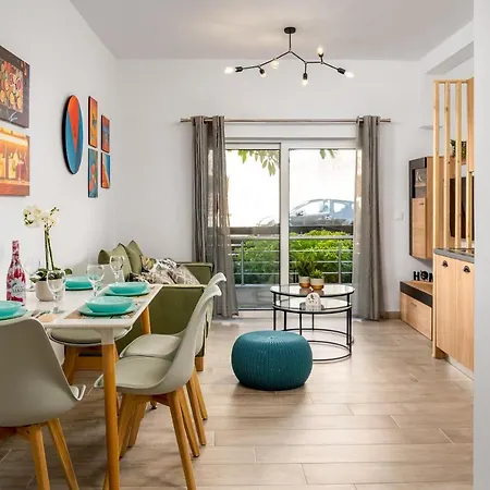 아파트 N Cosy I Rhodes City